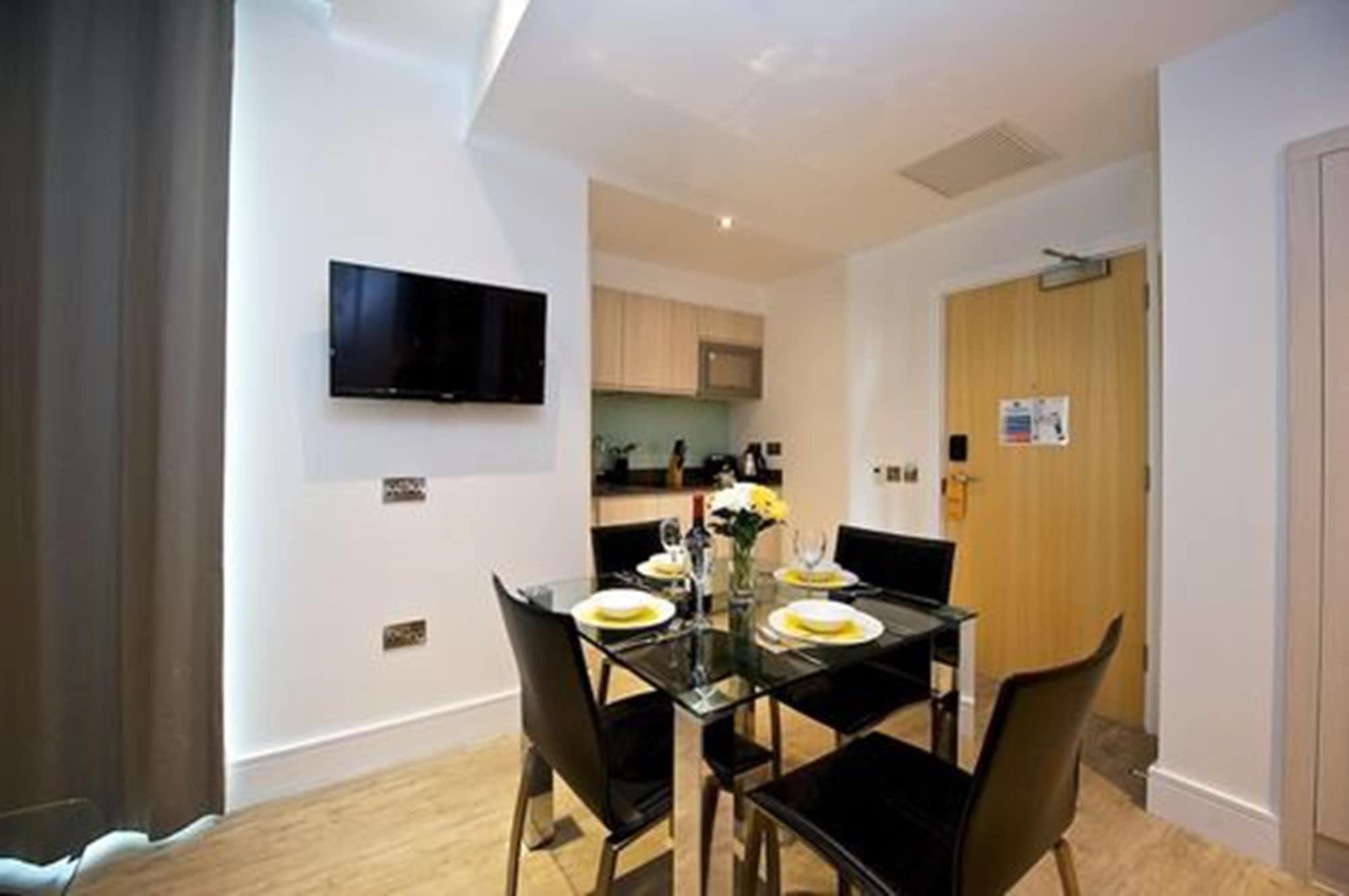 Staycity Aparthotels London Greenwich High Road Экстерьер фото